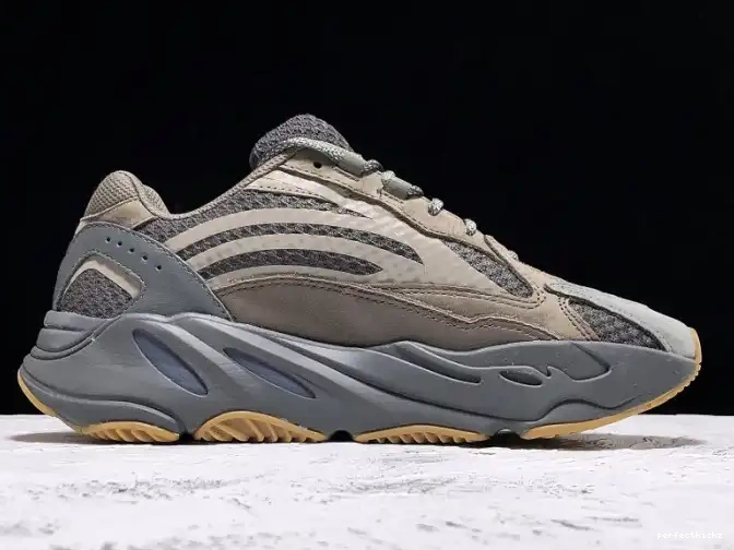 v2 Yeezy Geode 700 EG6860 Boost Adidas 0519